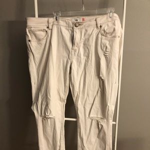 CAbi Off White Slim Boyfriend